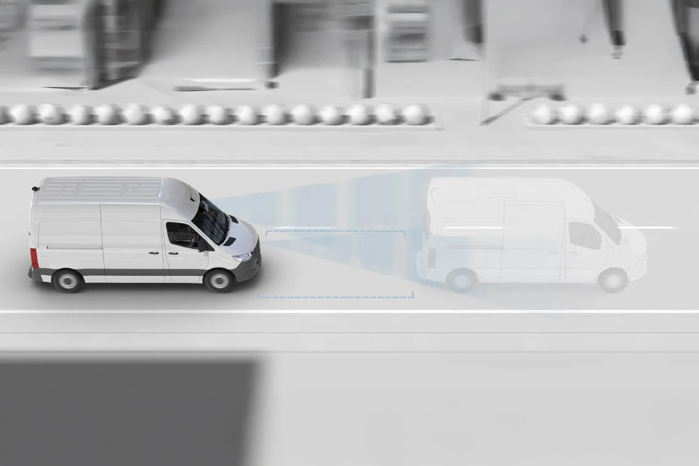 Asistente de frenado activo de Mercedes Mercedes-benz-alemautos-banner-sprinter-415-360-exterior