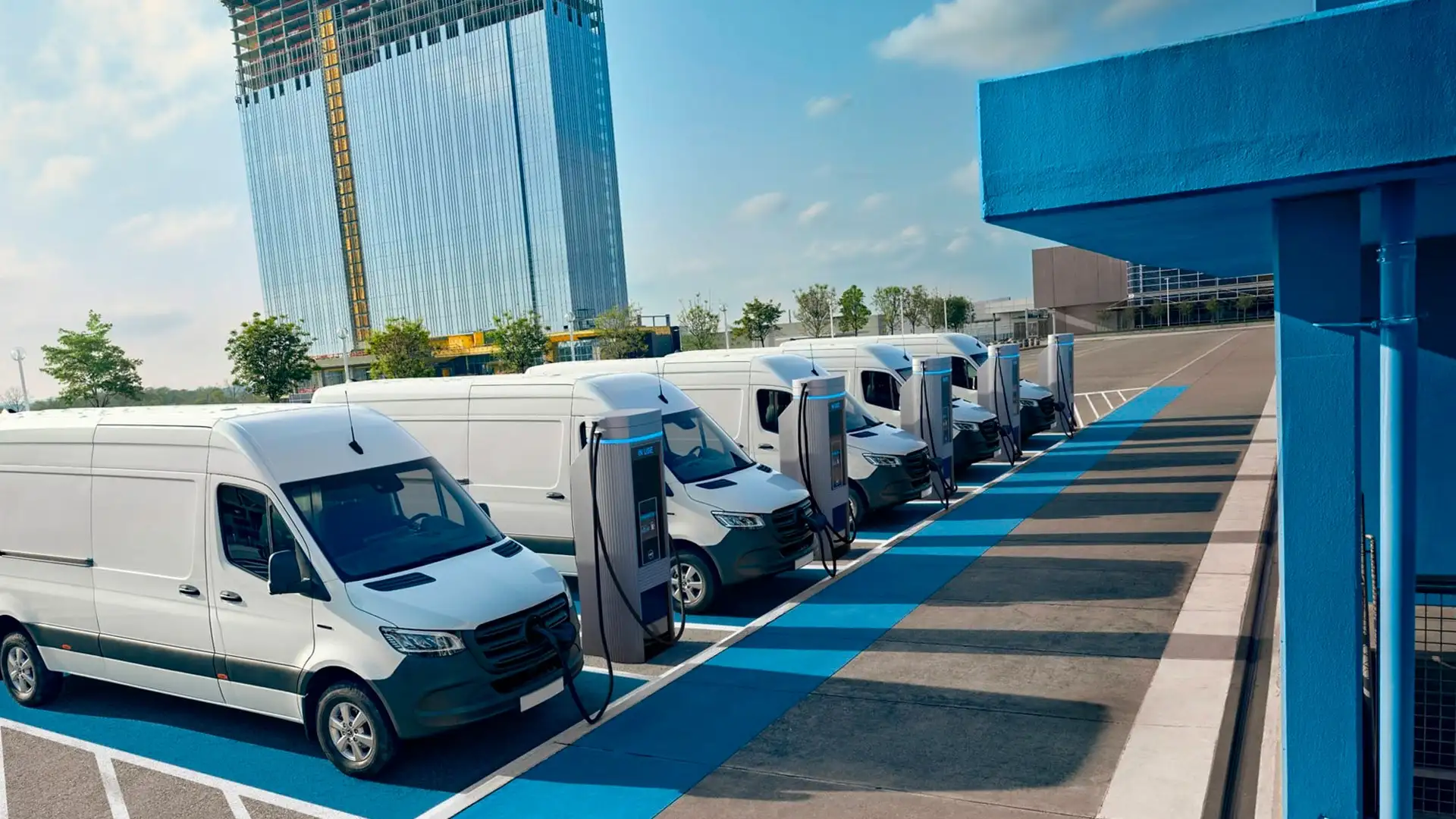 alemautos-mercedes-benz-esprinter-314-panel-recarga Encuentra-tu-punto-de-carga-alemautos-plugshare